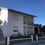 Duplex Em Casa Inteiro. 4 Quartos. Bem Localizada. Braganca